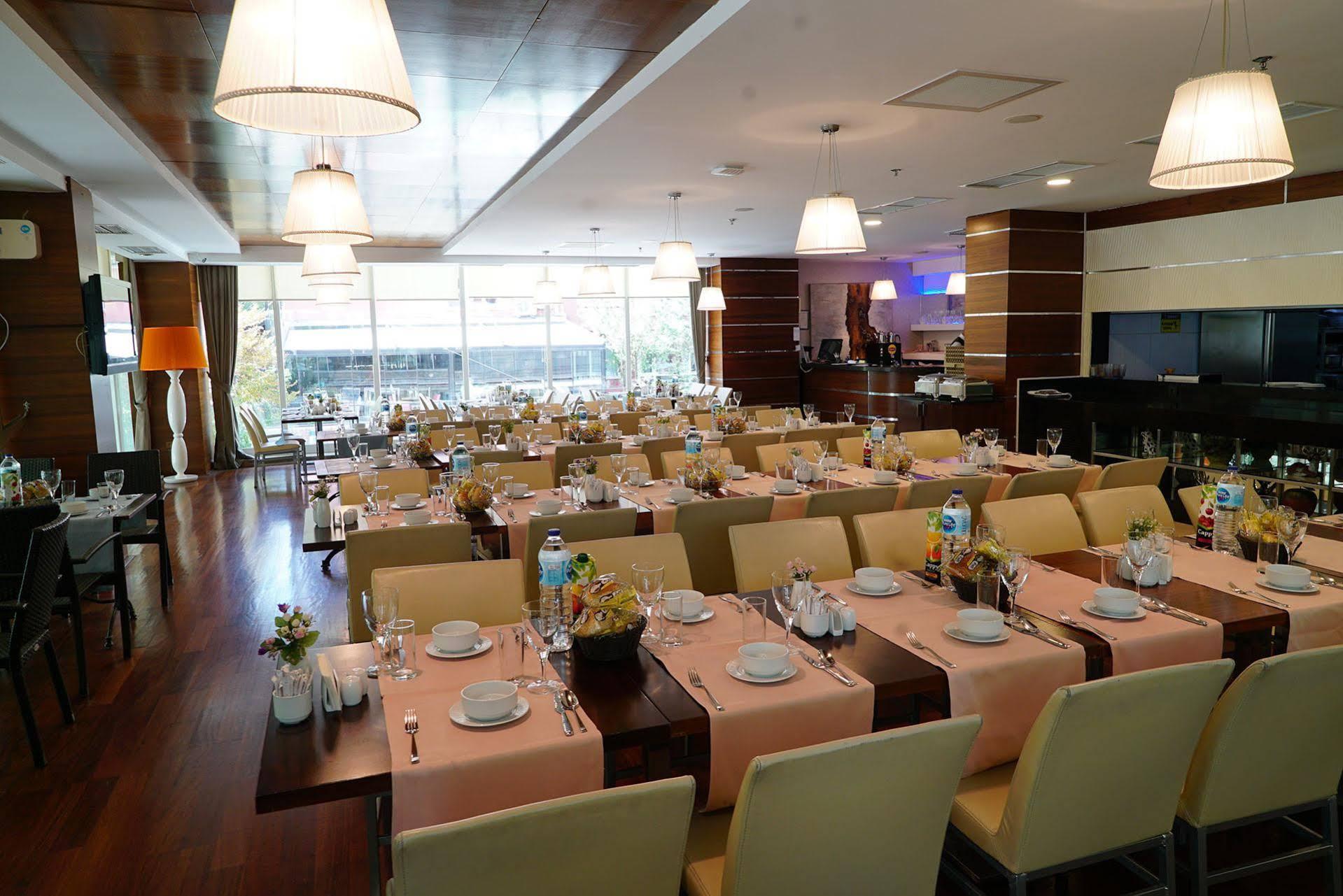 Alba Hotel Ankara Exterior photo