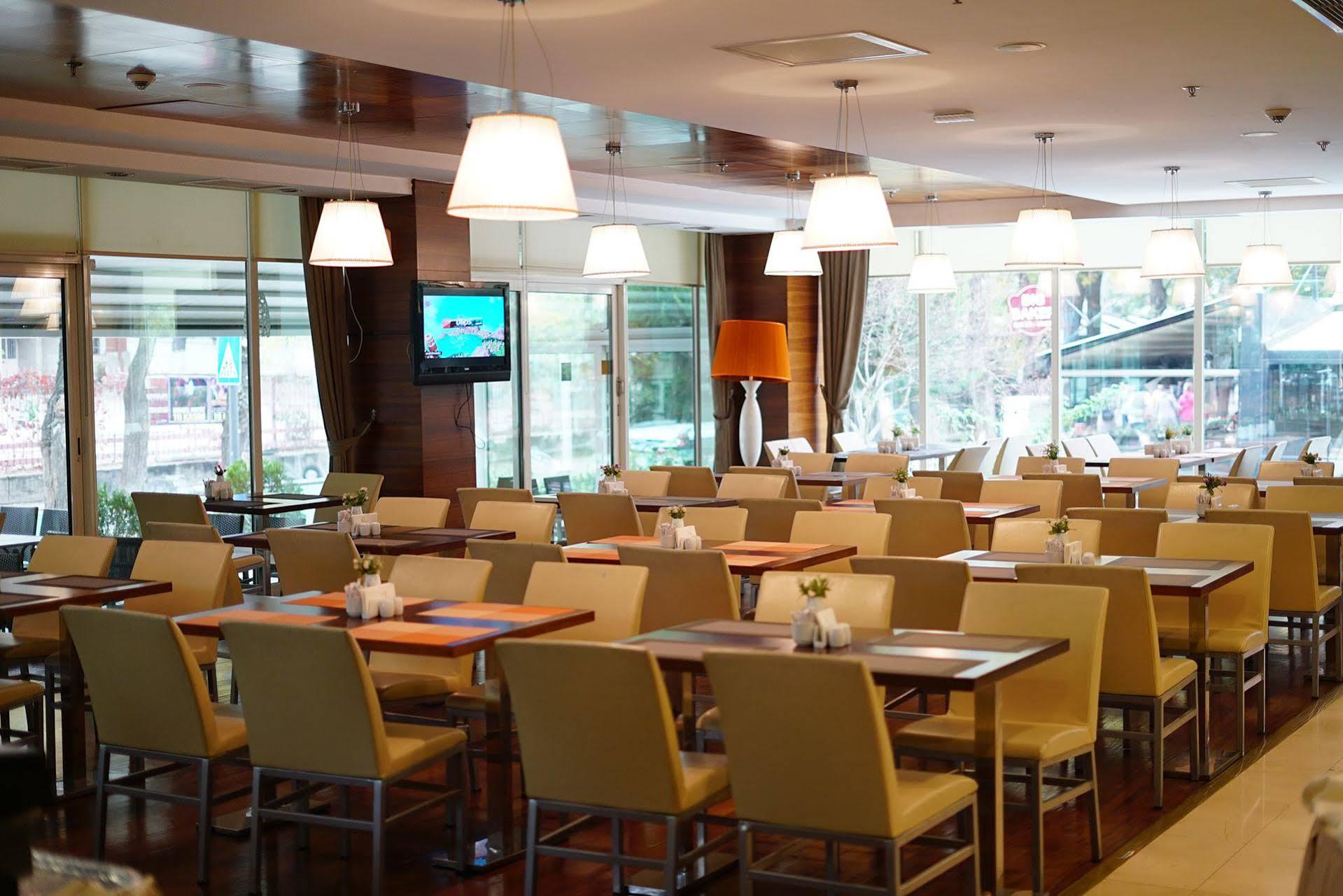 Alba Hotel Ankara Exterior photo